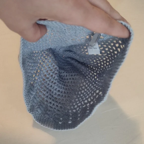 Gap Crotchet Beanie - Picture 3 of 5